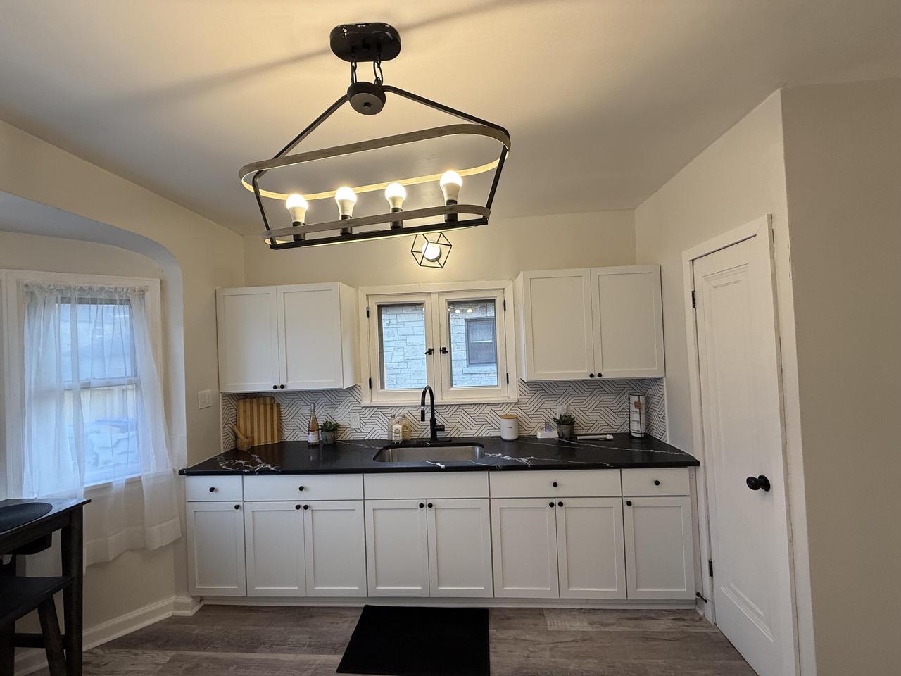 4182 North 13th STREET