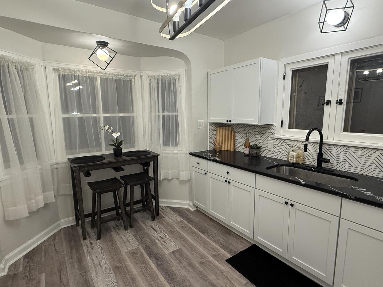 4182 North 13th STREET