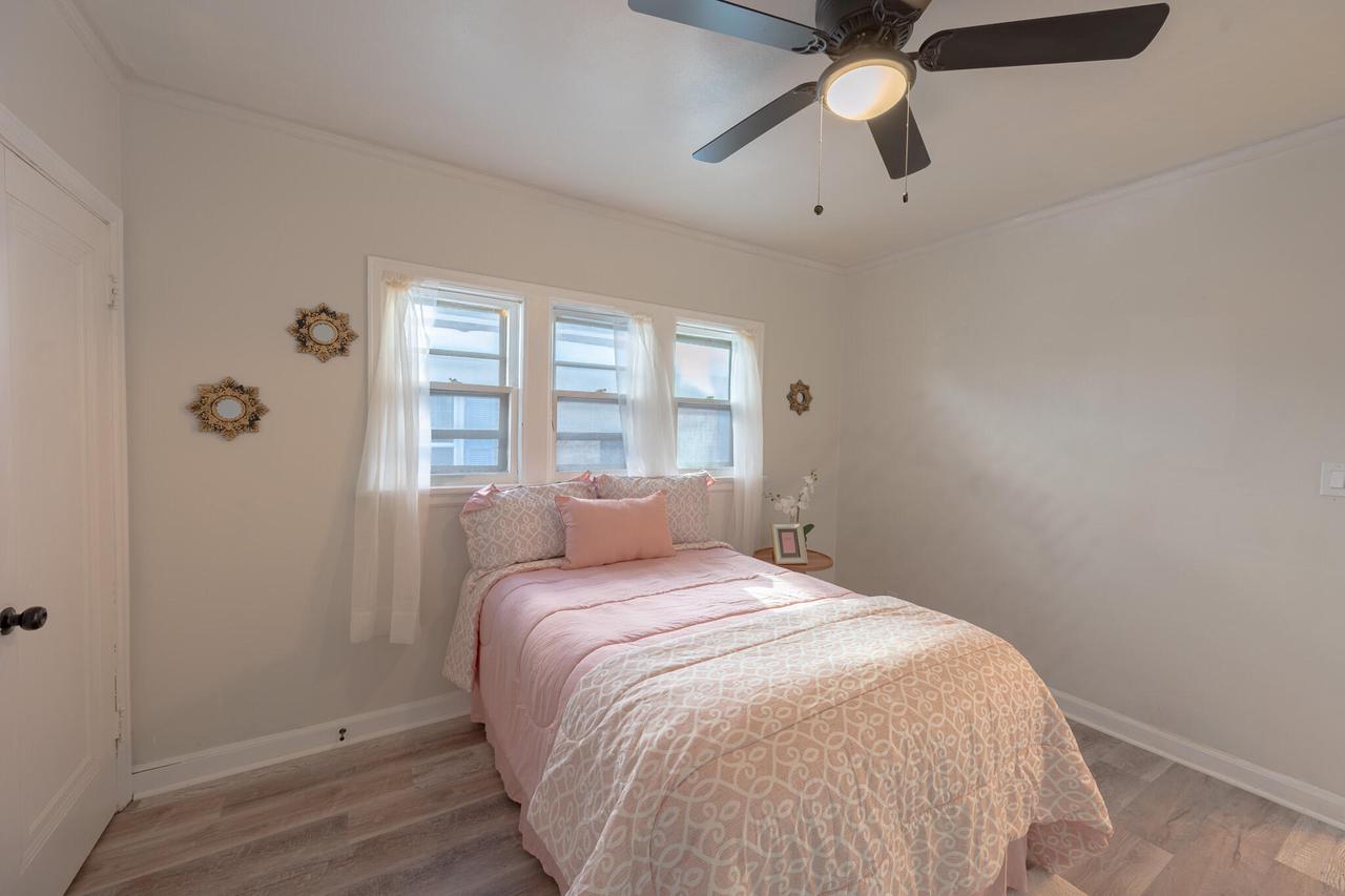 4182 North 13th STREET