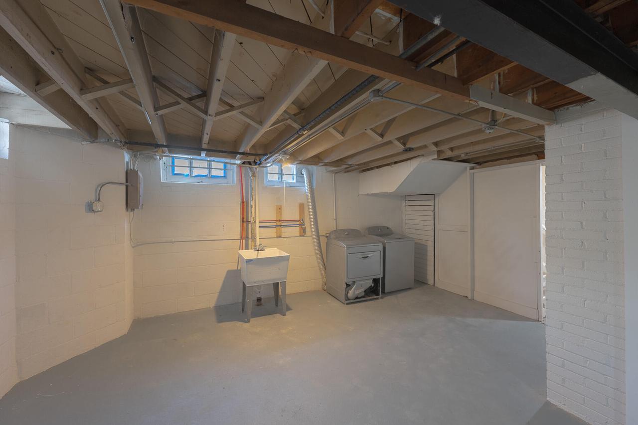 4182 North 13th STREET