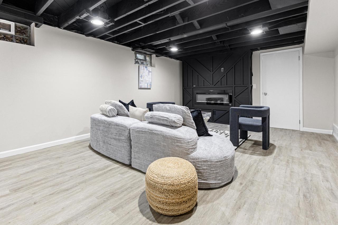 4068 North 72nd St STREET