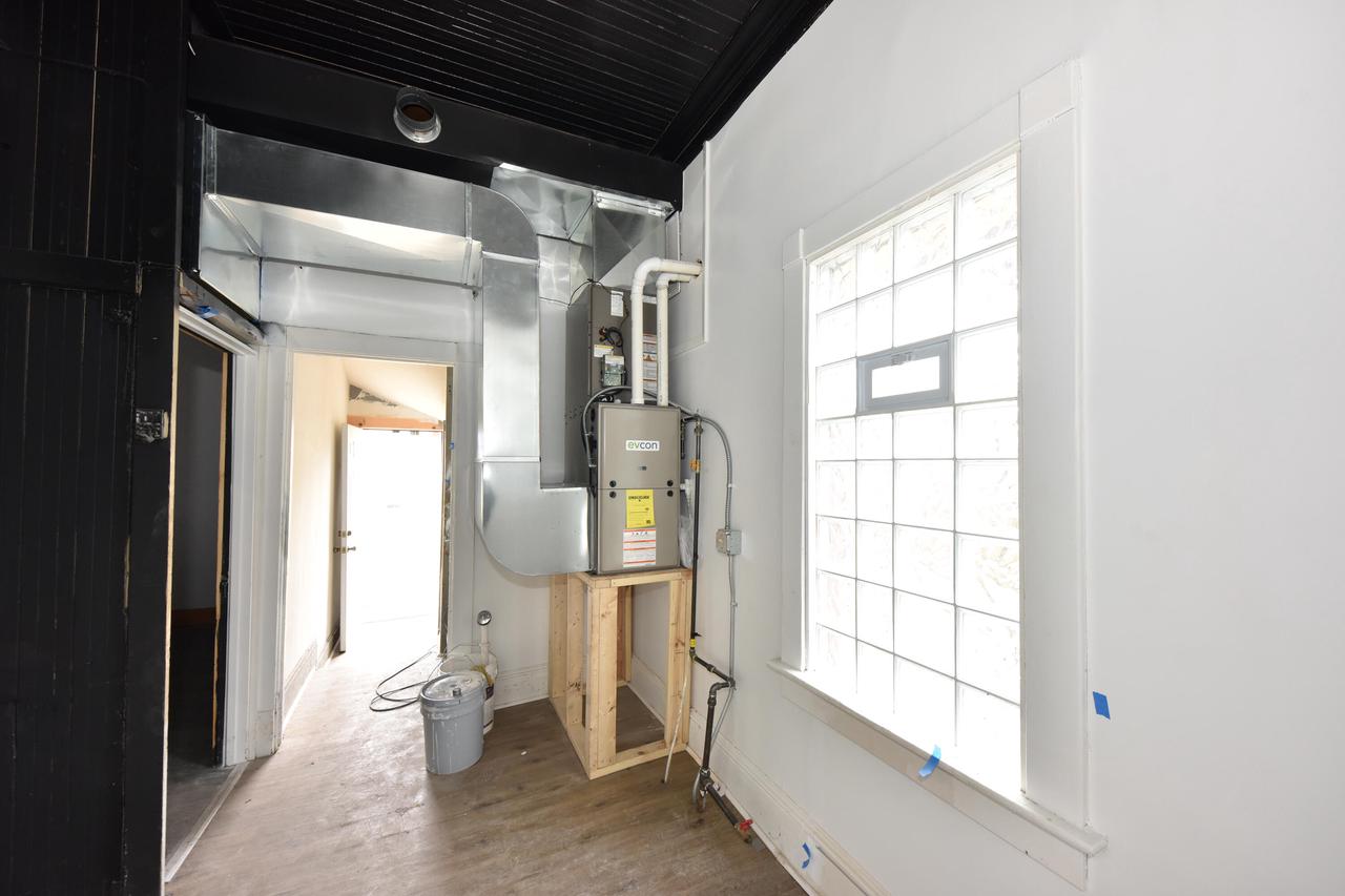 3925 West North AVENUE