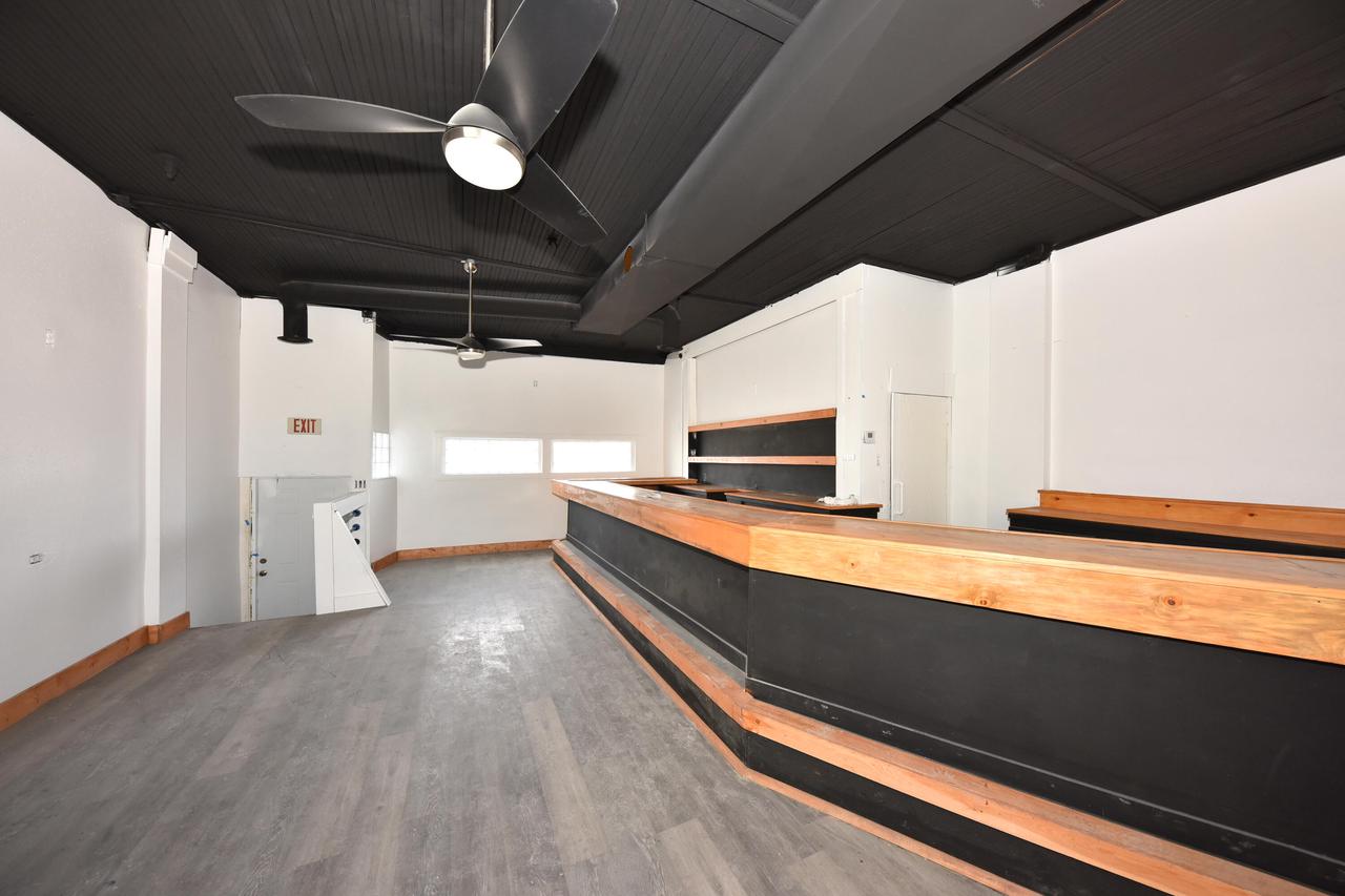 3925 West North AVENUE