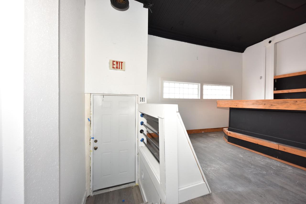 3925 West North AVENUE