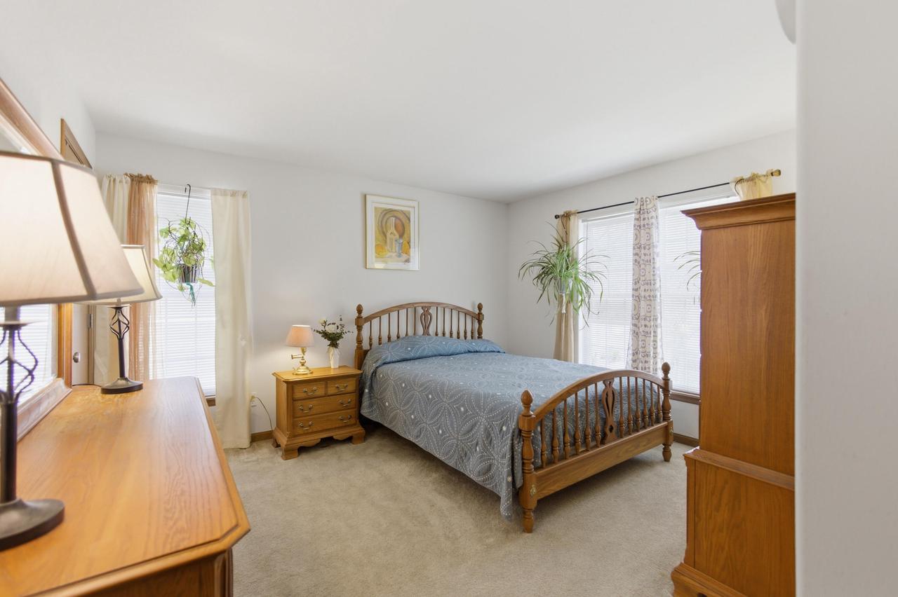 2367 N Dr William Finlayson STREET