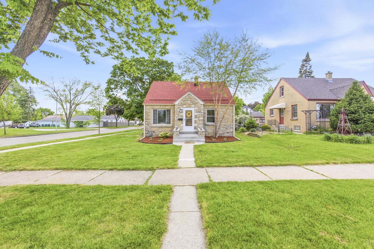 4175 S 5th STREET