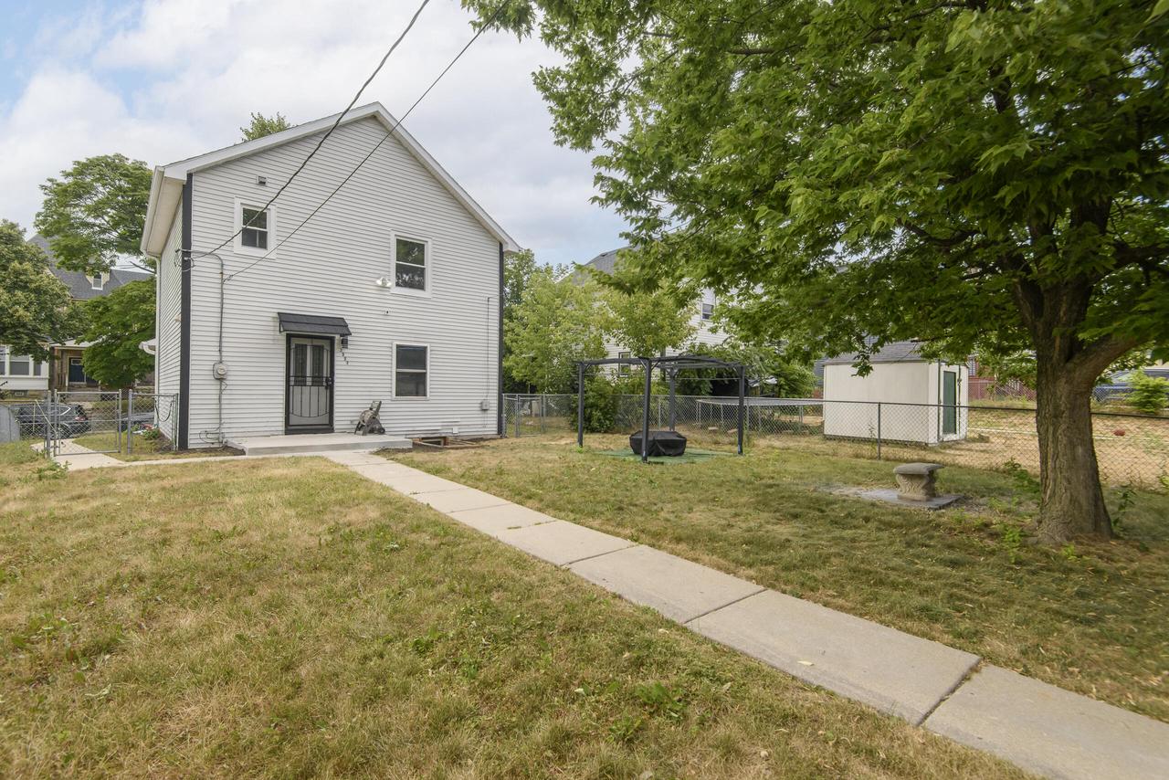 2327 W Vine STREET