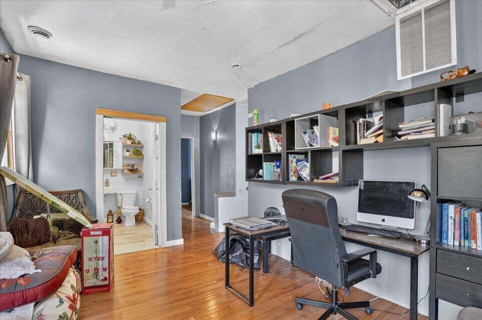 2342 N 2nd STREET