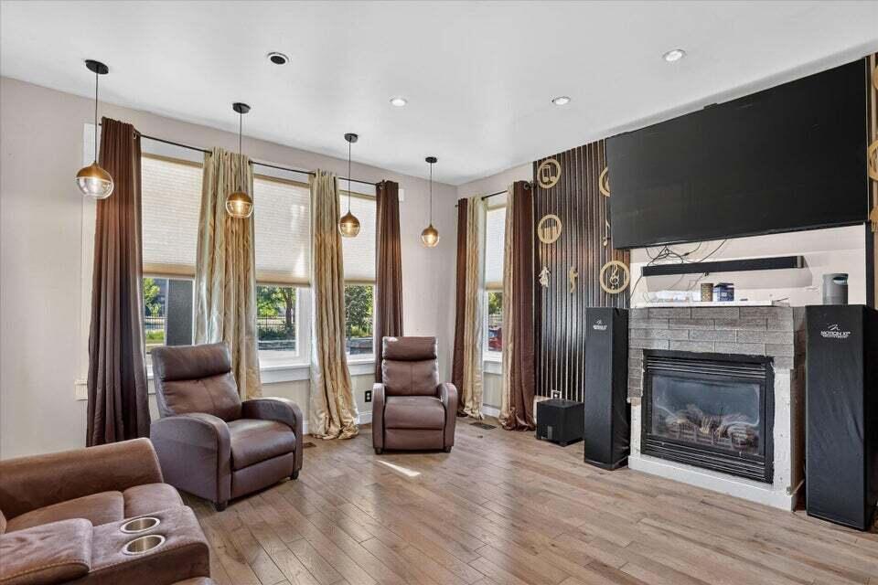 2342 N 2nd STREET