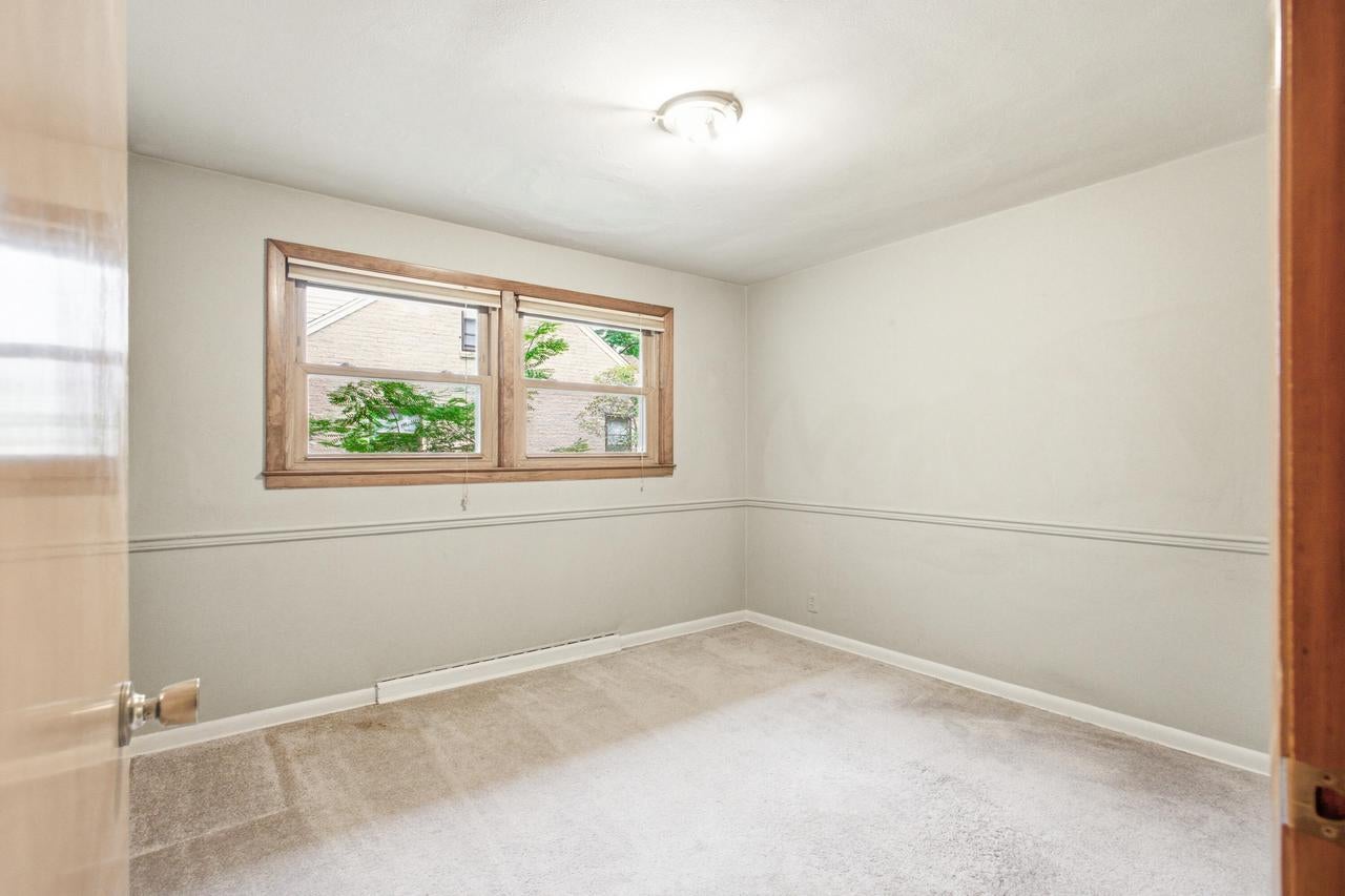 723 Roosevelt AVENUE