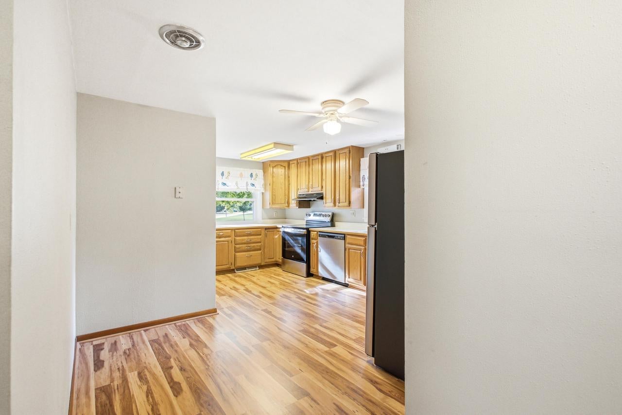 723 Roosevelt AVENUE