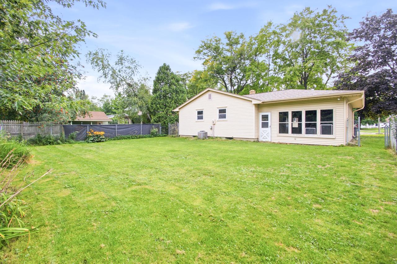 723 Roosevelt AVENUE