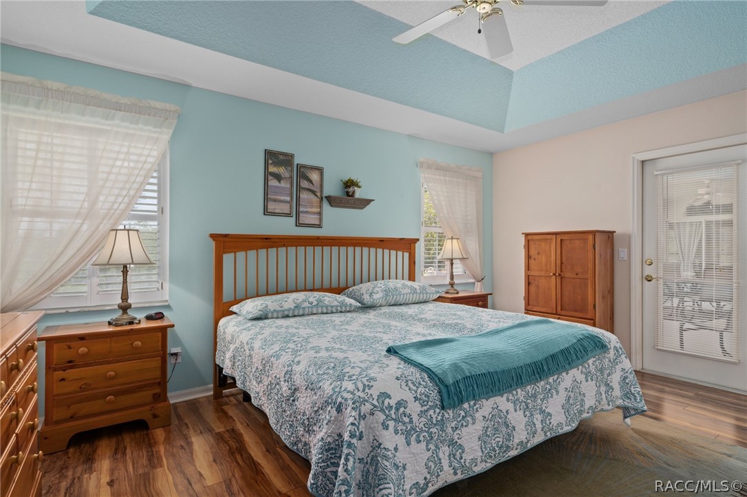 3748 E Cove Park Trail