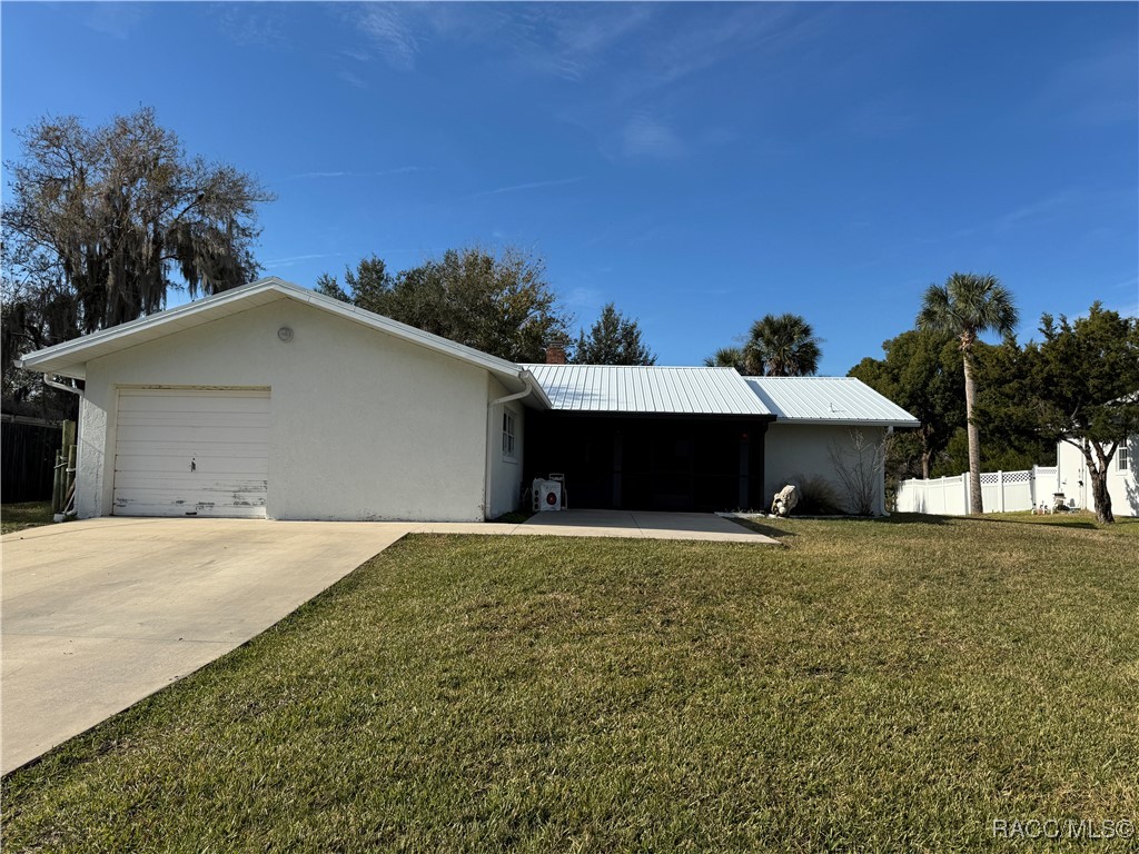 2236 N Watersedge Drive