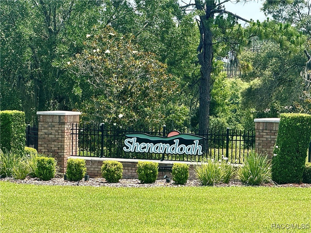 244 N Lake Shenandoah Loop