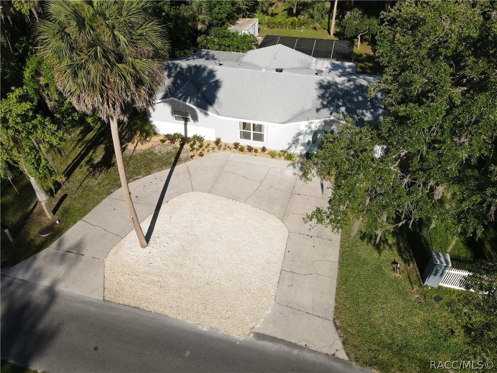 950 N Gardenview Terrace