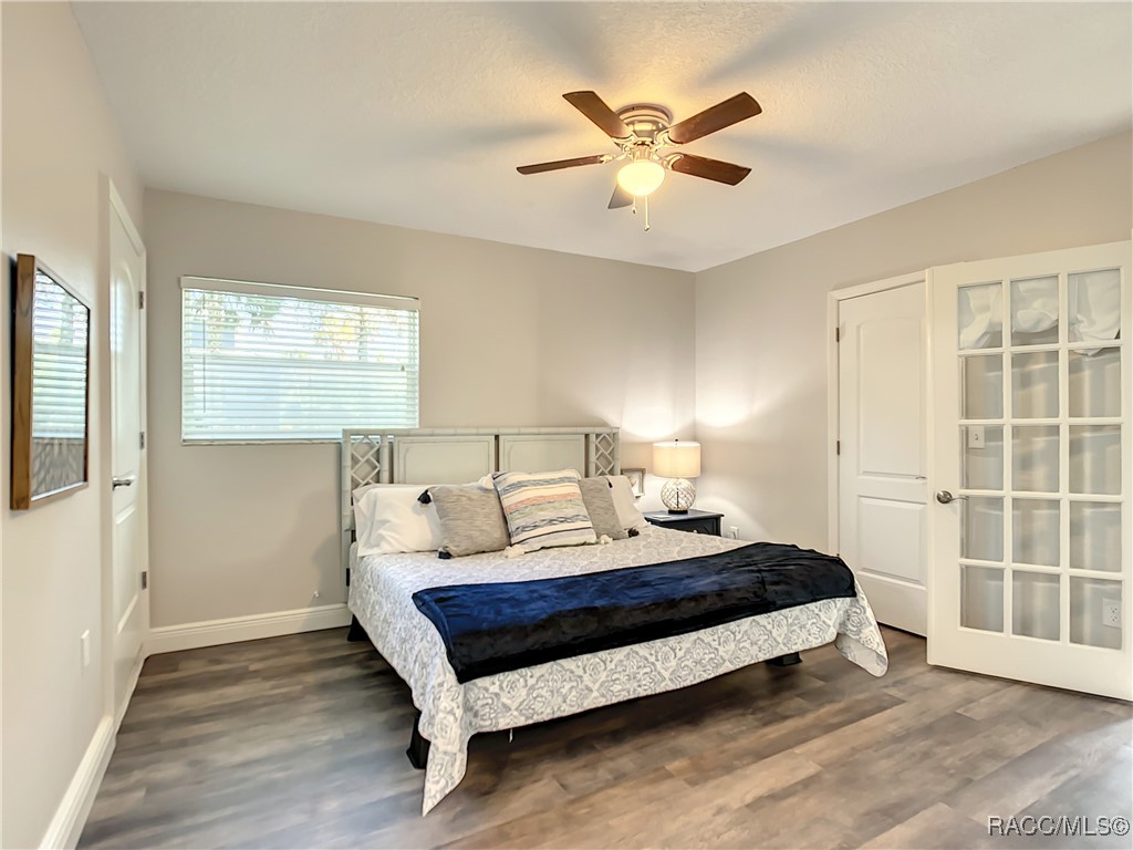 950 N Gardenview Terrace