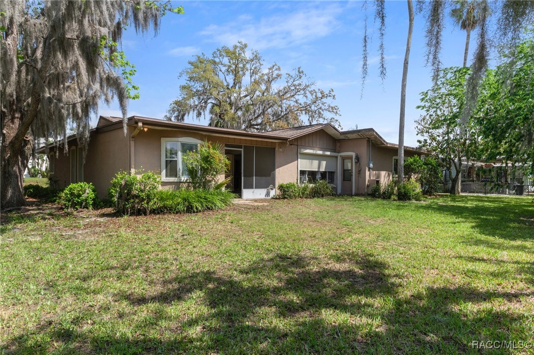 2184 N Watersedge Drive