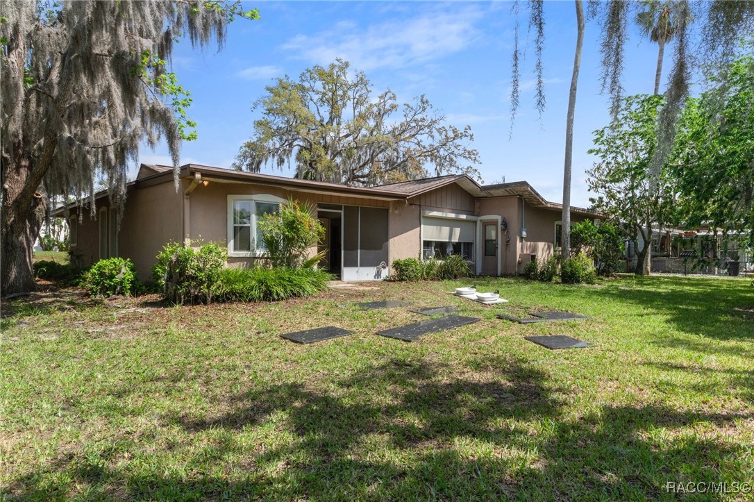 2184 N Watersedge Drive