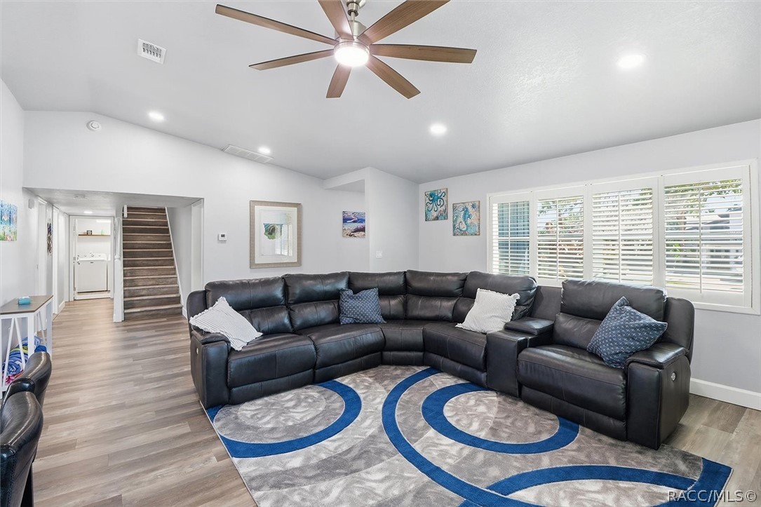 9205 W Harbor Isle Court
