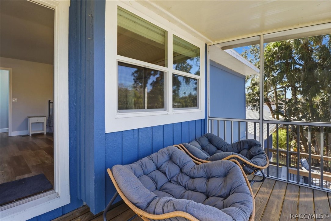 9205 W Harbor Isle Court