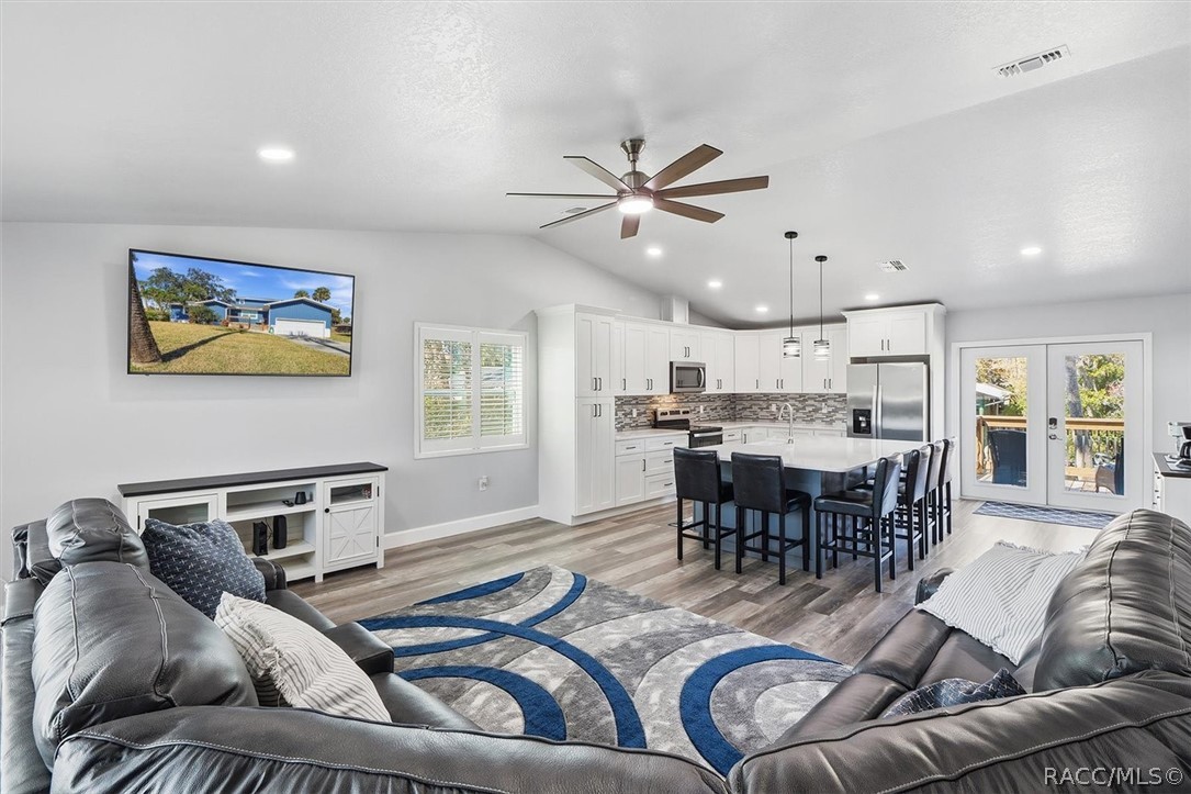 9205 W Harbor Isle Court