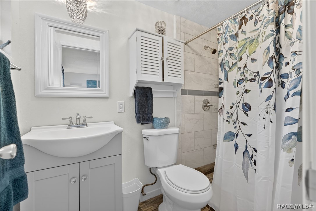 10709 W Halls River Road