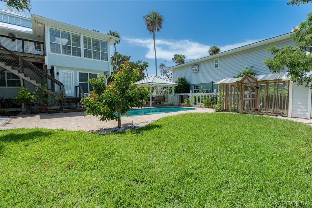 1035 N Appalachian Terrace