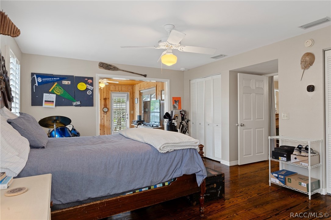 1035 N Appalachian Terrace