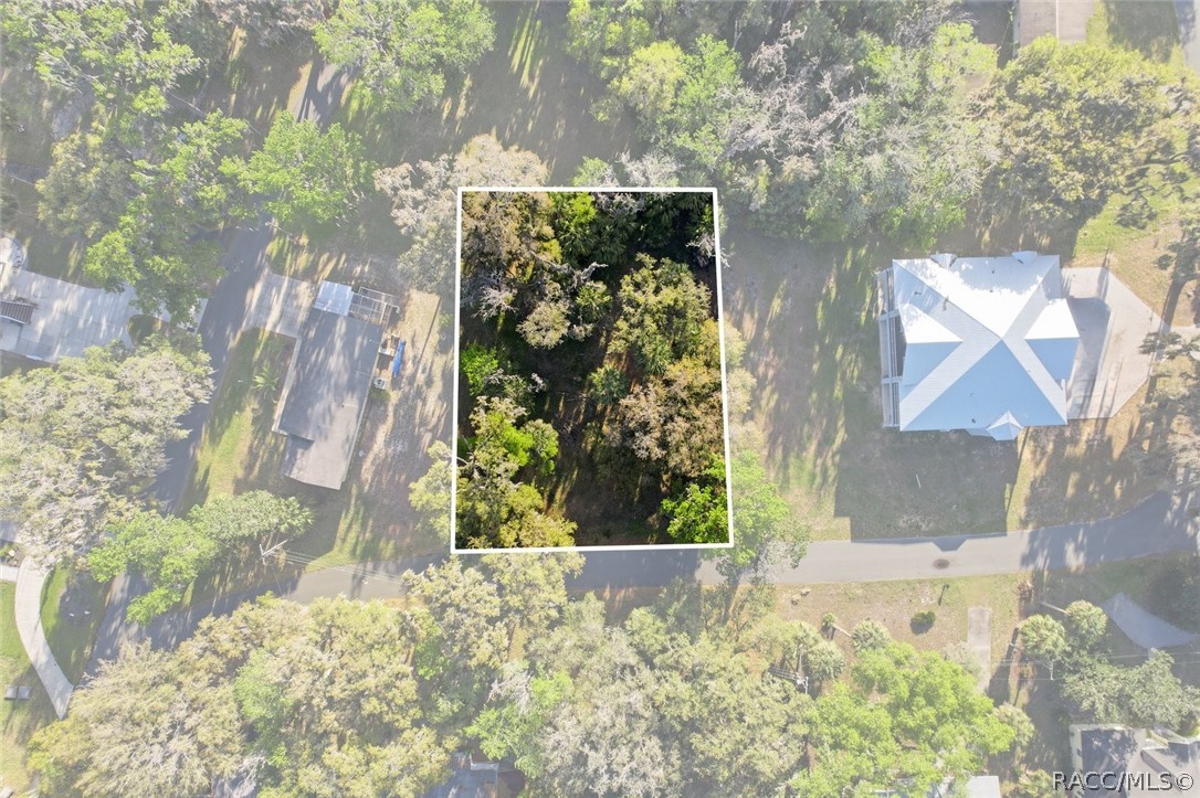 20 NW Magnolia Circle