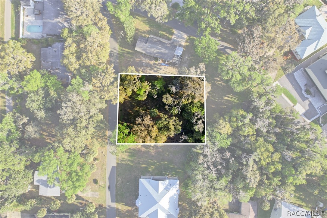 20 NW Magnolia Circle