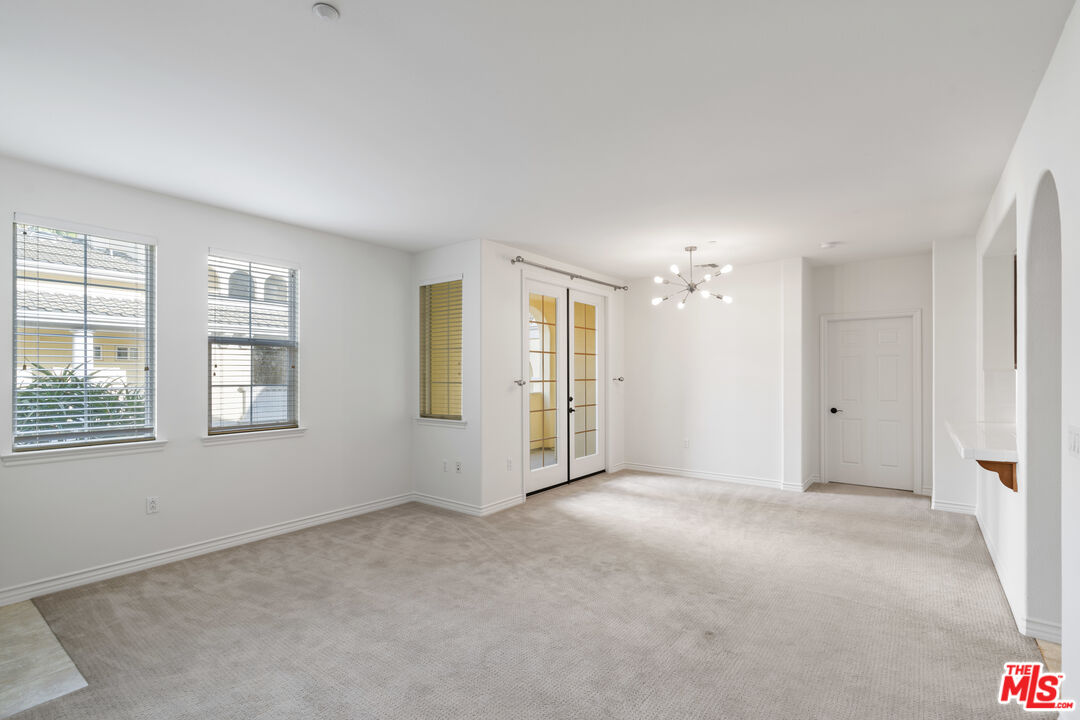 7101 PLAYA VISTA DR Unit: 204