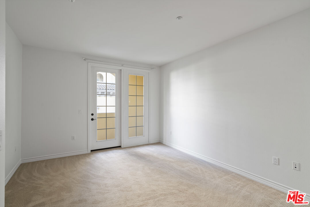7101 PLAYA VISTA DR Unit: 204