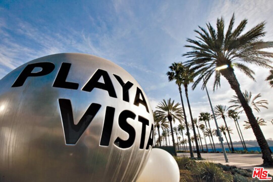7101 Playa Vista Dr Unit: 205