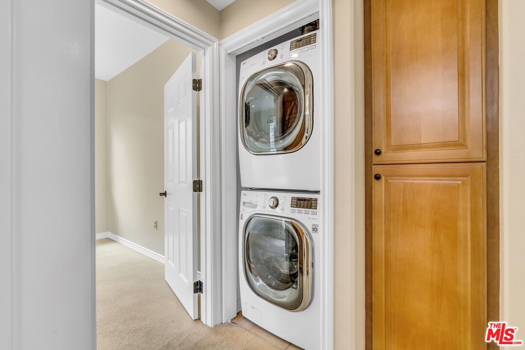 7101 Playa Vista Dr Unit: 205