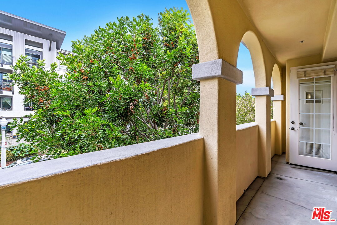 7101 Playa Vista Dr Unit: 205