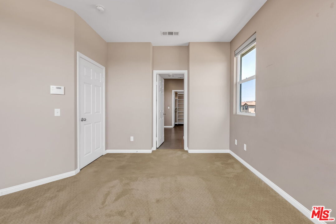 1503 Mission Ln