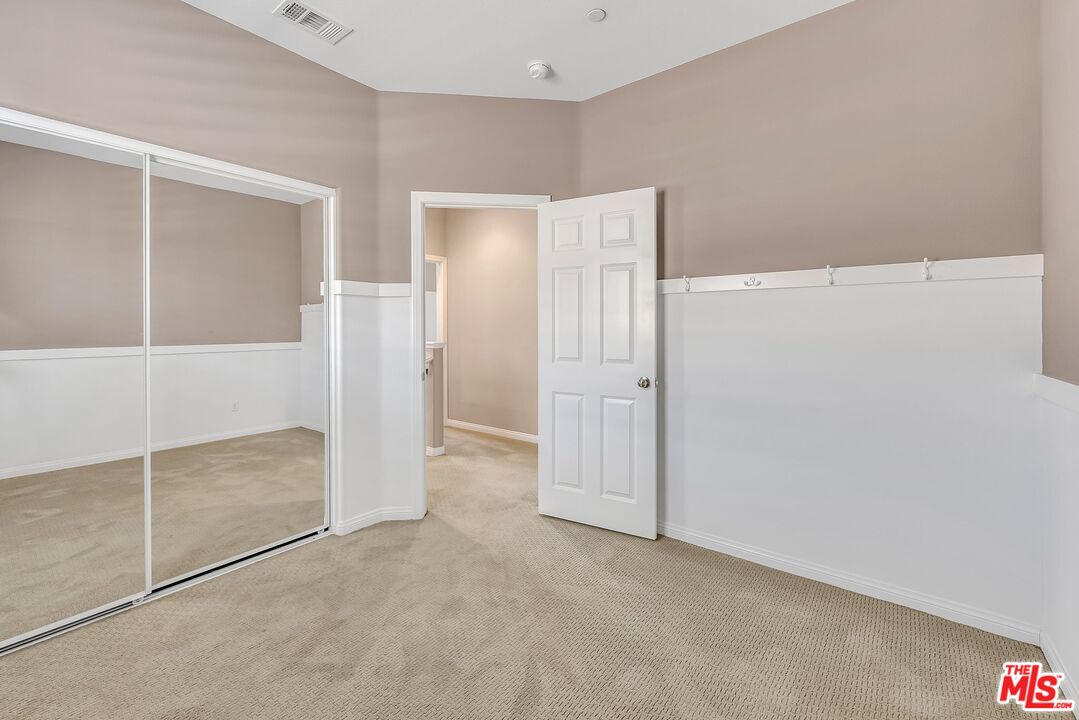 1503 Mission Ln