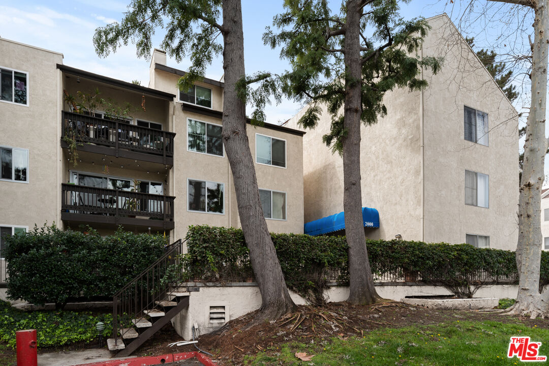 2206 Summertime Ln