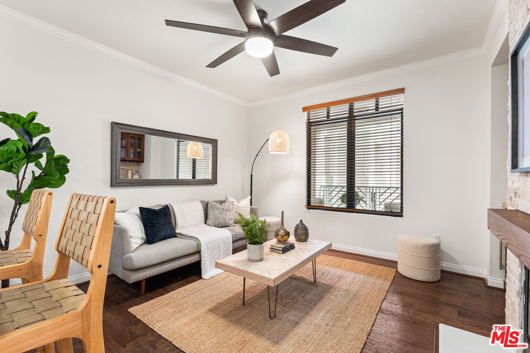 5625 Crescent Park West Unit: 110