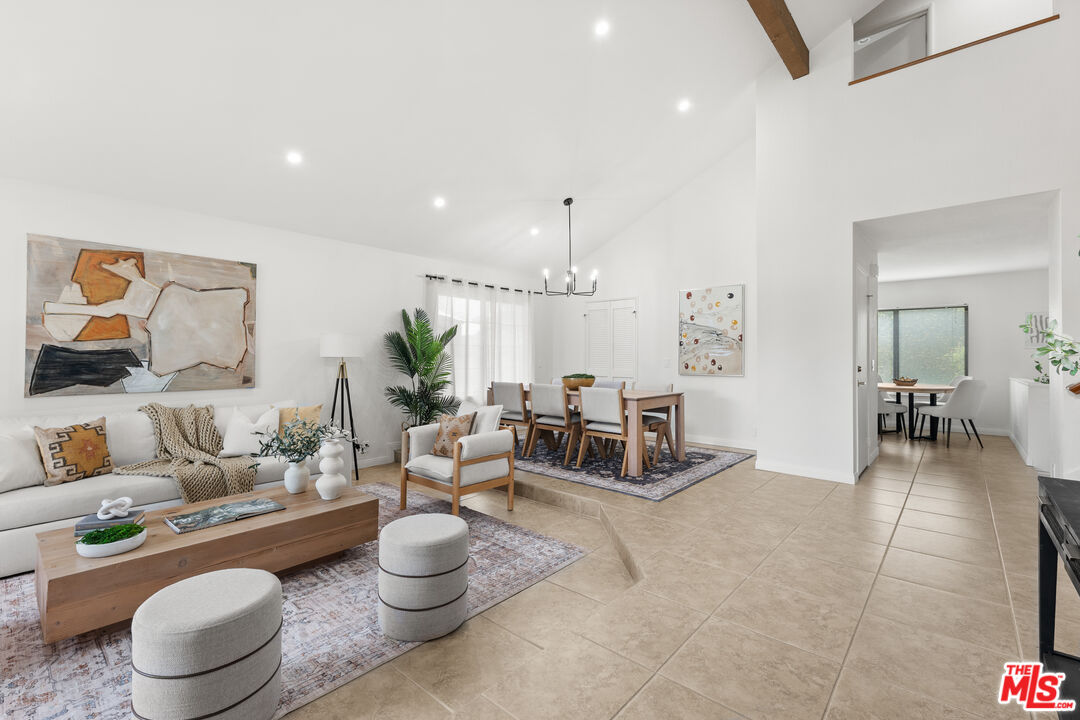 6514 S Copperwood Ave