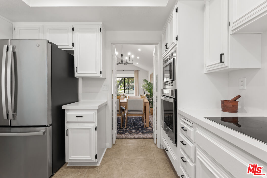 6514 S Copperwood Ave