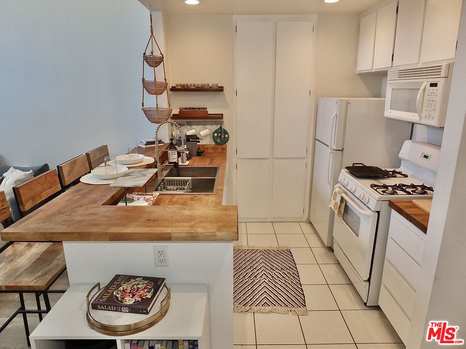 826 Coriander Dr Unit: C