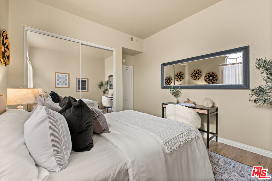 4057 W 147th St Unit: 105