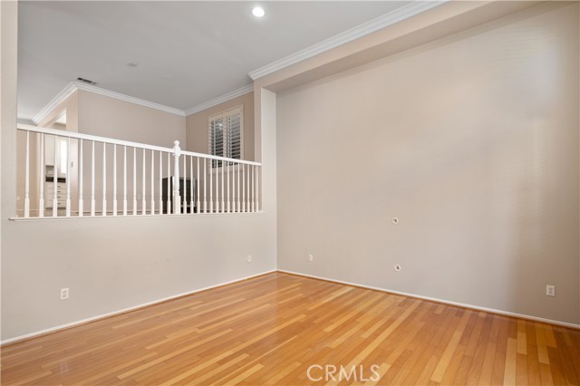 25481 Dodge AVE Unit: 5