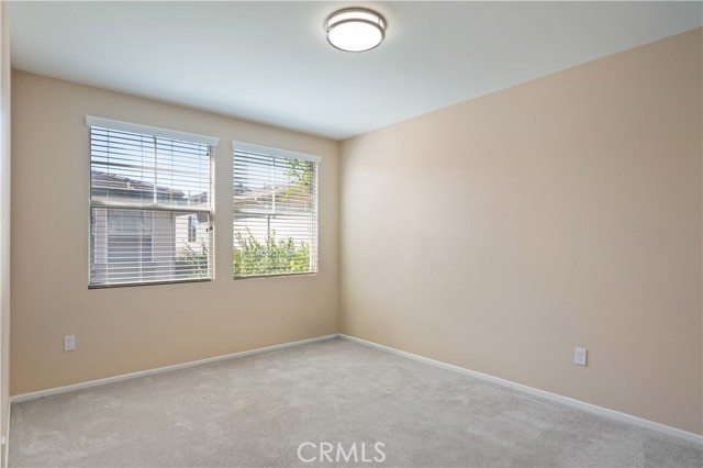 25481 Dodge AVE Unit: 5