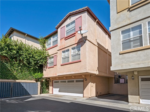 25481 Dodge AVE Unit: 5