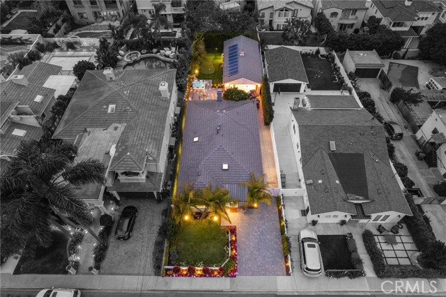 1531 Curtis AVE