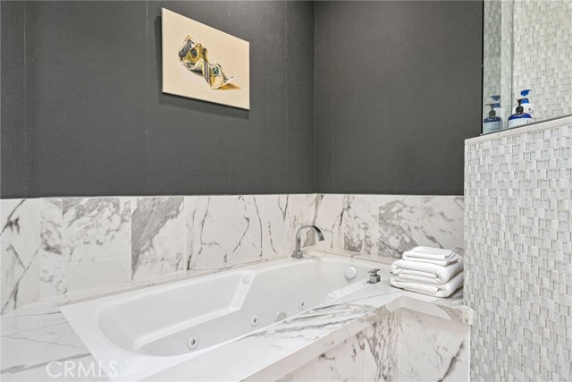 2002 Carnegie LN Unit: A