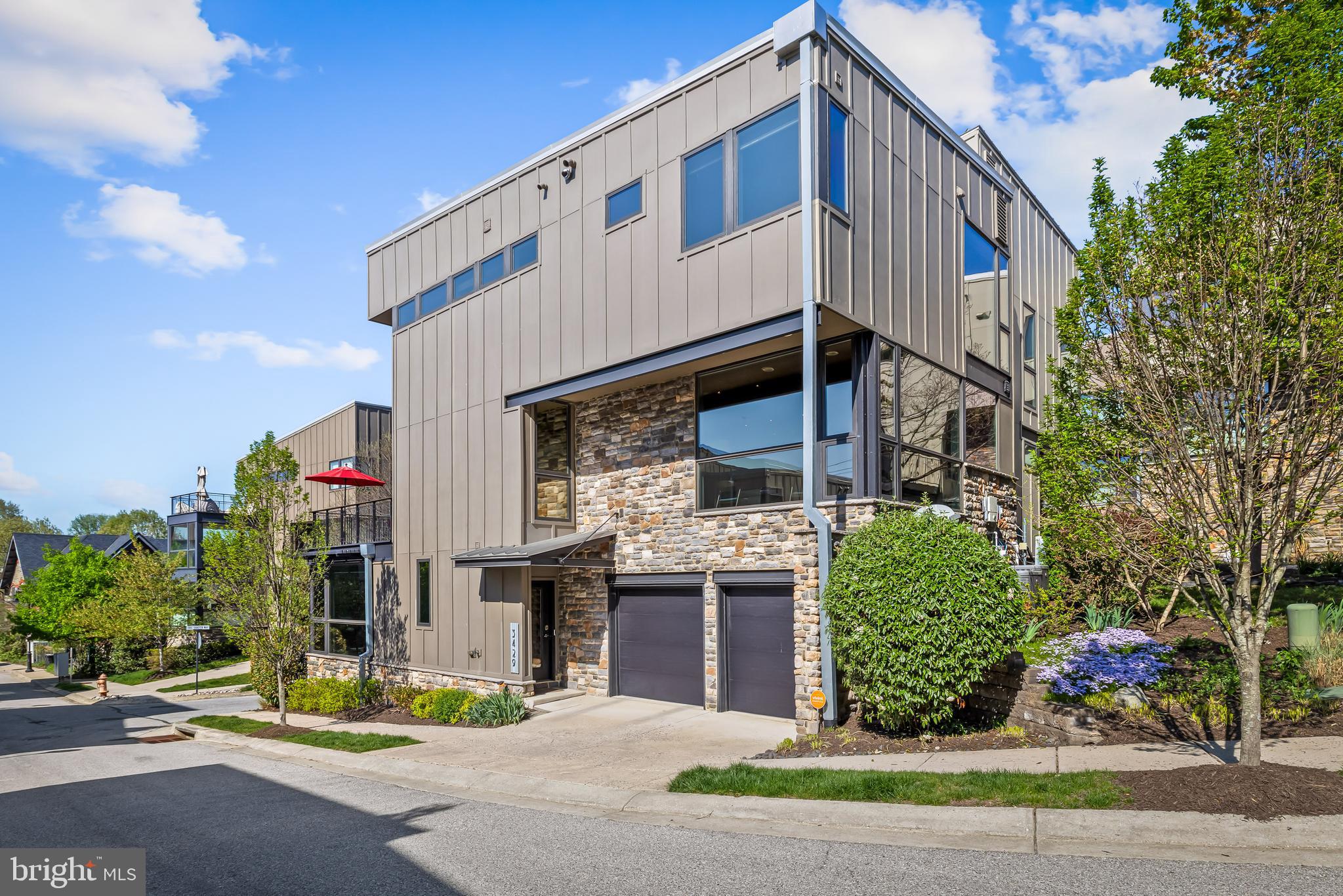 3429 WOODBERRY AVENUE